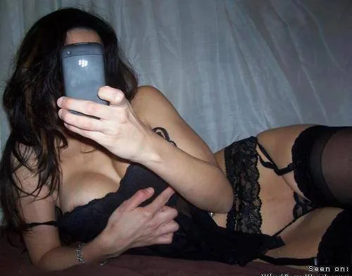 Zena_Simona
